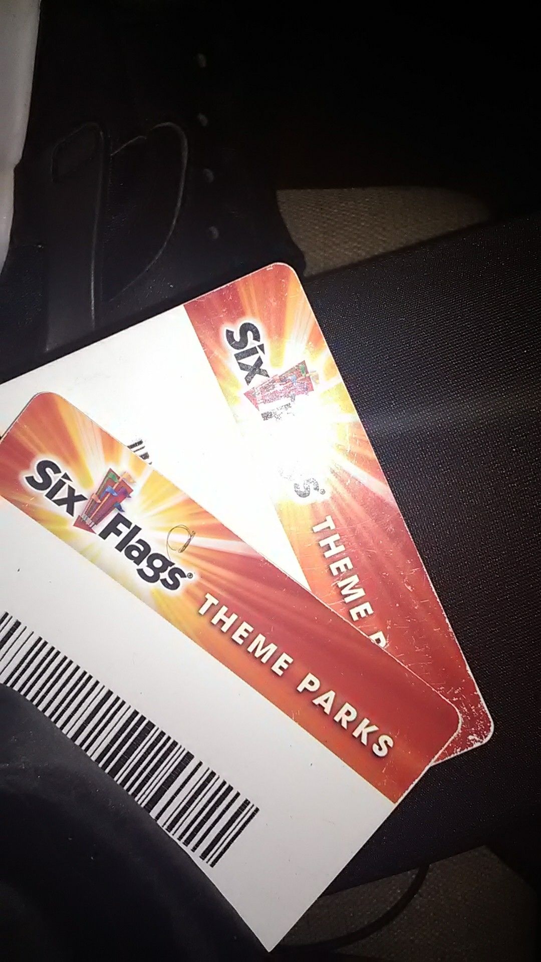 2018 Six Flags season passes (2)