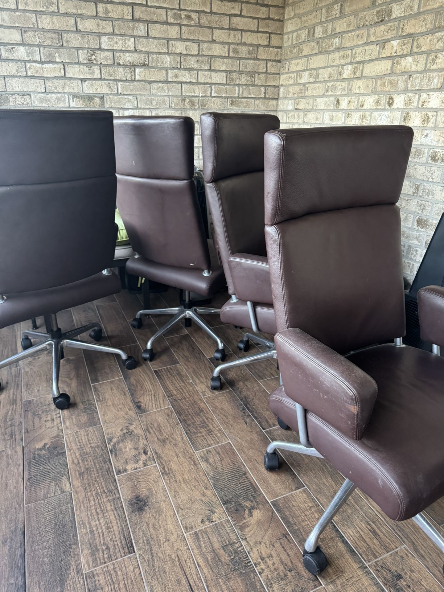 4 Office Chairs 