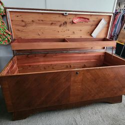 Lane 1950s Hope Chest!  All original purchase documents.