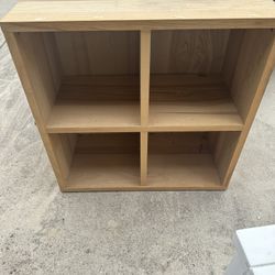 Bookshelf 