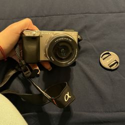 Sony A6000 + Lens Kit (Like New, Screen Protected) 🔥