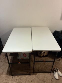 Foldable tables