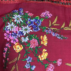 vintage  scarf  Wool 28x28 Oktoberfest  alpine dolomite dirndl tyrol Floral 