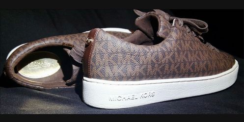 Michael Kors SG-181 Signature Monogram Sneaker (Brown/Gold) - Size 7w