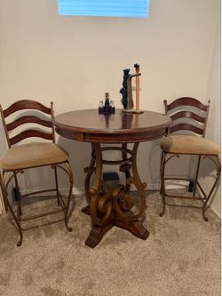 Bar Table Set
