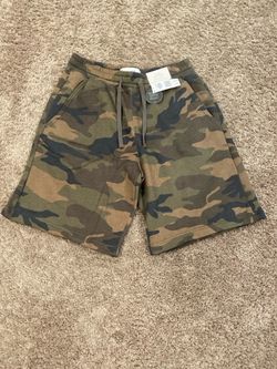 Hollister Camo Shorts 🌿 Y2K Streetwear | SAVE $10 OFF RETAIL | Size M #Hollister #Camo #Y2K #Streetwear #Depop