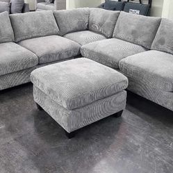 Sectional With Ottoman 