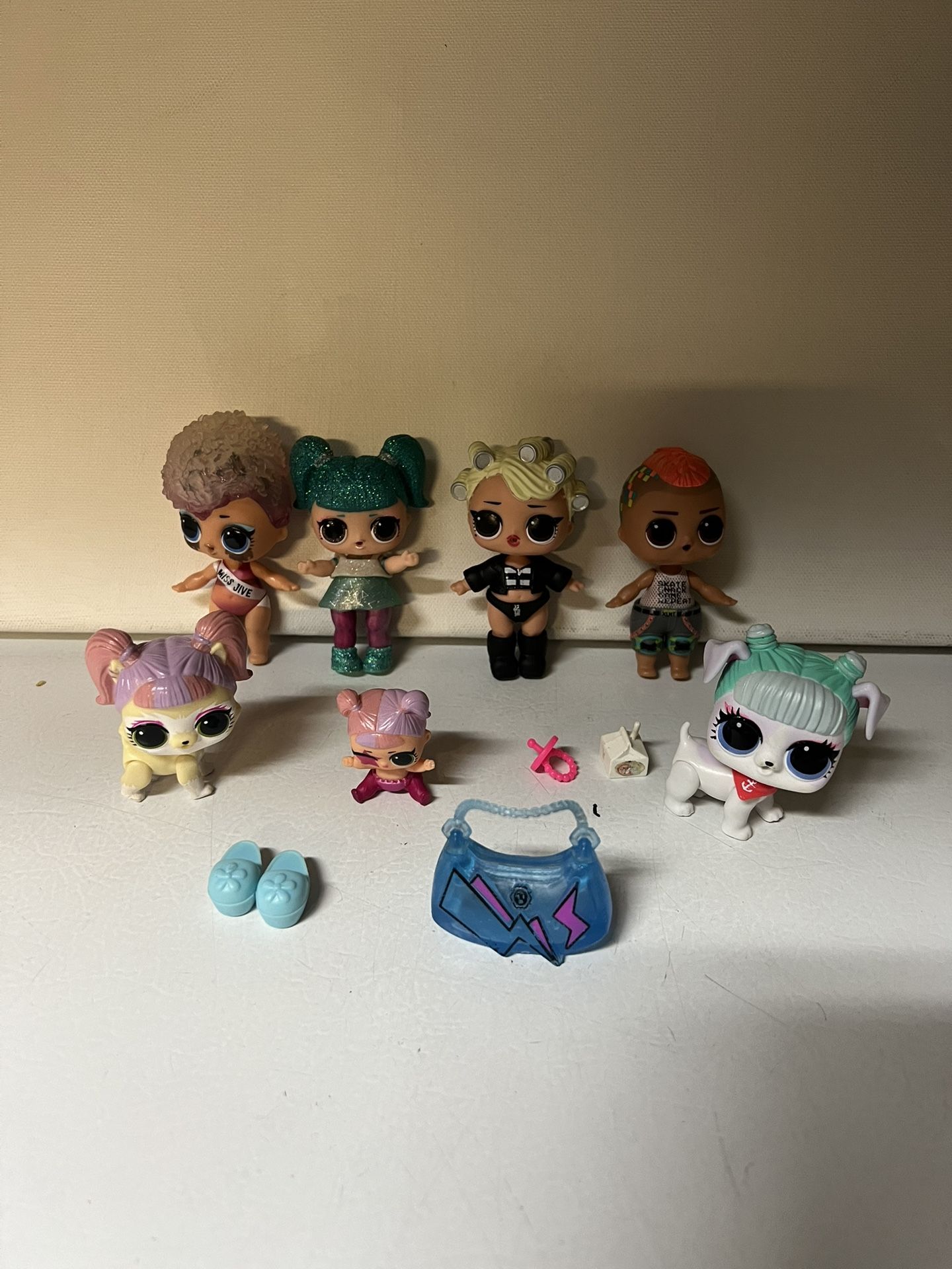 LOL Surprise Sparkle Series GLAMSTRONAUT Glitter Doll Pets And Other