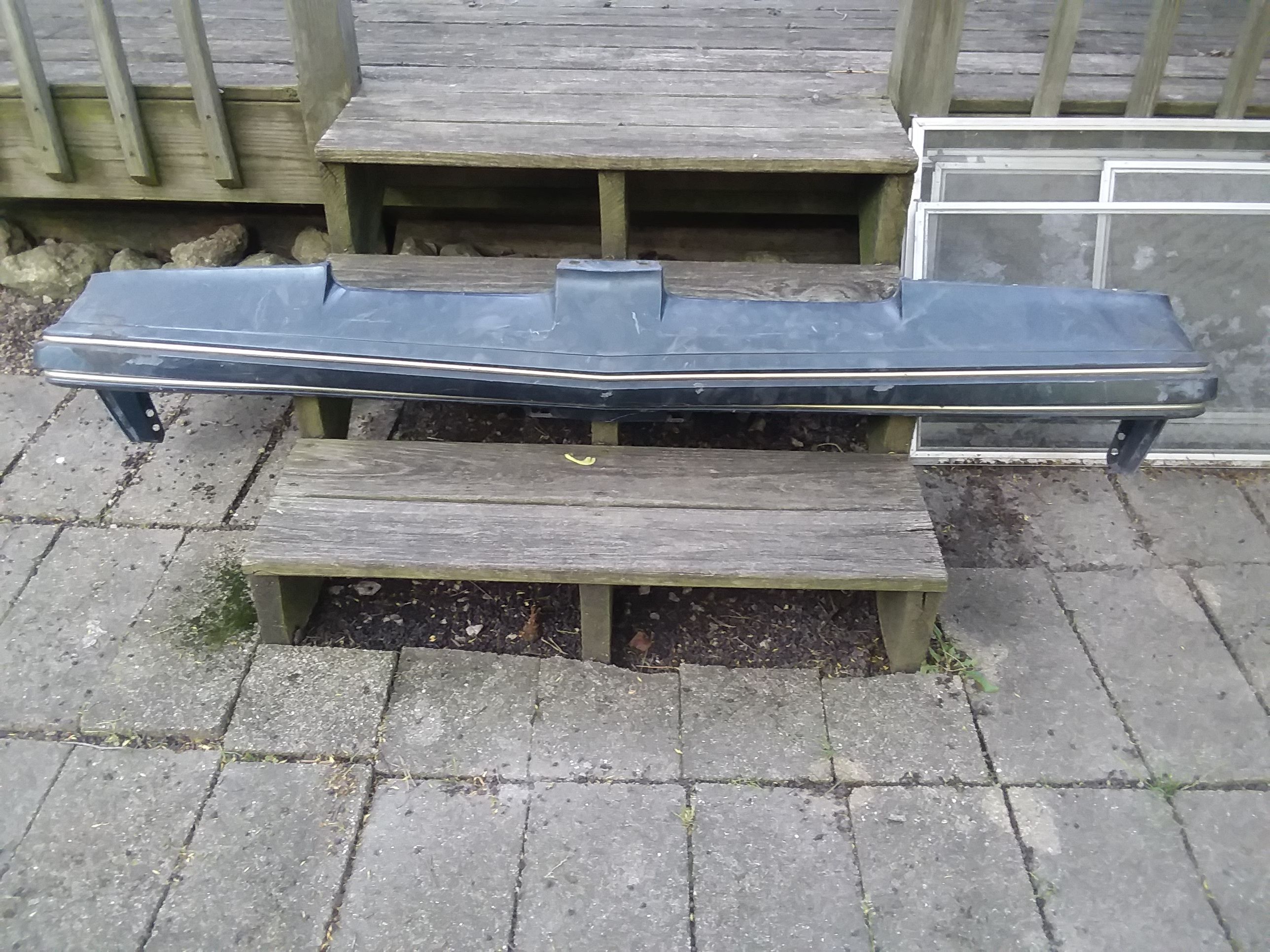 1987 1988 CUTLASS SUPREME 442 CALAIS SALON EURO FRONT BUMPER COVER 307 V8 3.8 V6