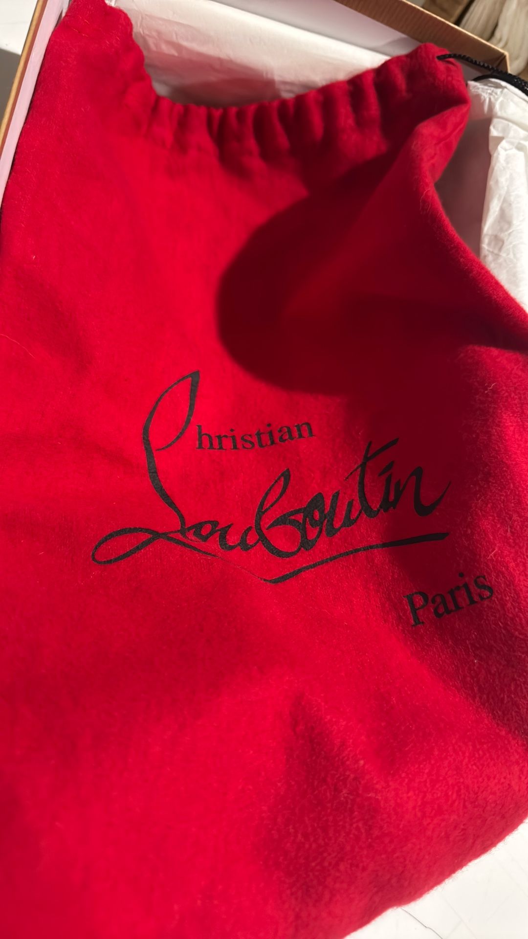 red bottoms louboutin size 37.5