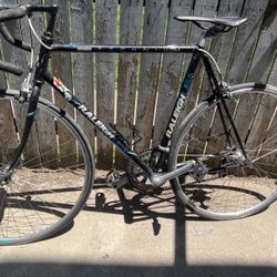Road Bike L Size Lite Weight Aluminum Size 56 for Sale in Chicago