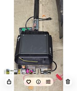 Lift master chain drive garage door opener with 2 remotes