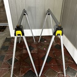 Stanley Folding Metal Sawhorse