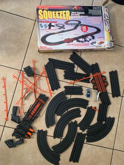 Slot car track