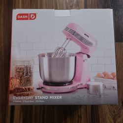 Dash stand mixer