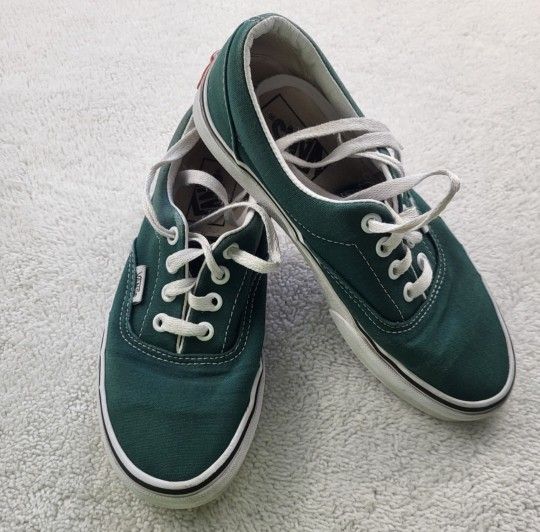 Vans Off the Wall Green Skater Athletic Shoes Women's Size 6 Previously Owned