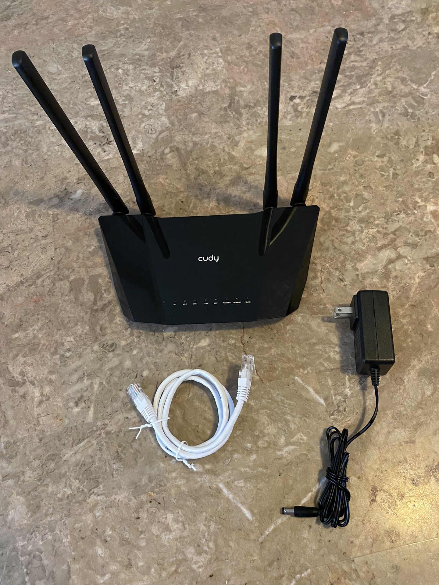 Wi-Fi On the Go! Plug And Play 4G Ready Router. NEW With 4 Year Unlimited Data Pre Paid Plan . No Monthly Fees No Contract No Bs