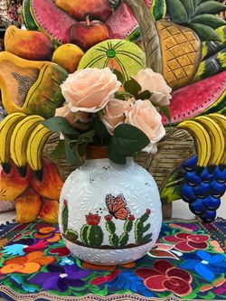 💥Florero de Talavera 💥  12031 Firestone Blvd Norwalk ca90650.