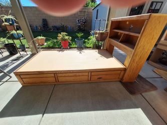 Twin bed