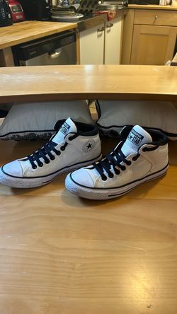 Converse Chuck Taylor All Star Mid Sneakers