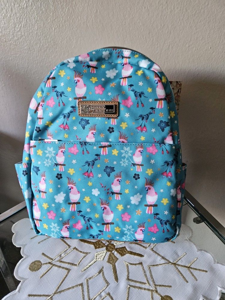 Lily bloom Blue Floral Parrot
Mini Backpack