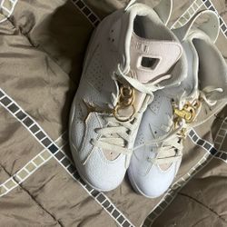 Women’s Air Jordan 6 Retro ‘gold Hoops’.