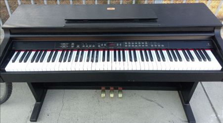 BEHRINGER CONCERT PIANO CDP2000