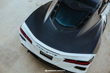 Dry carbon fiber decklid for 2020-2024 Chevrolet C8