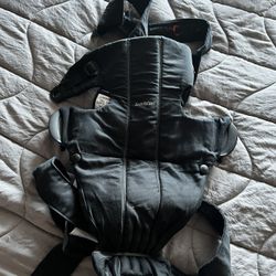 Baby Bjorn Carrier 