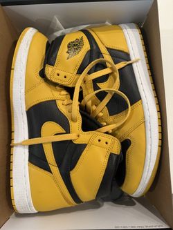 Jordan 1 High OG Black Yellow