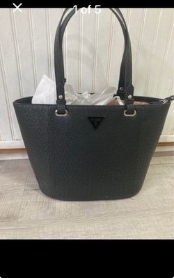 Guess women purse