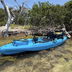 Like New Hobie Mirage Passport 12 