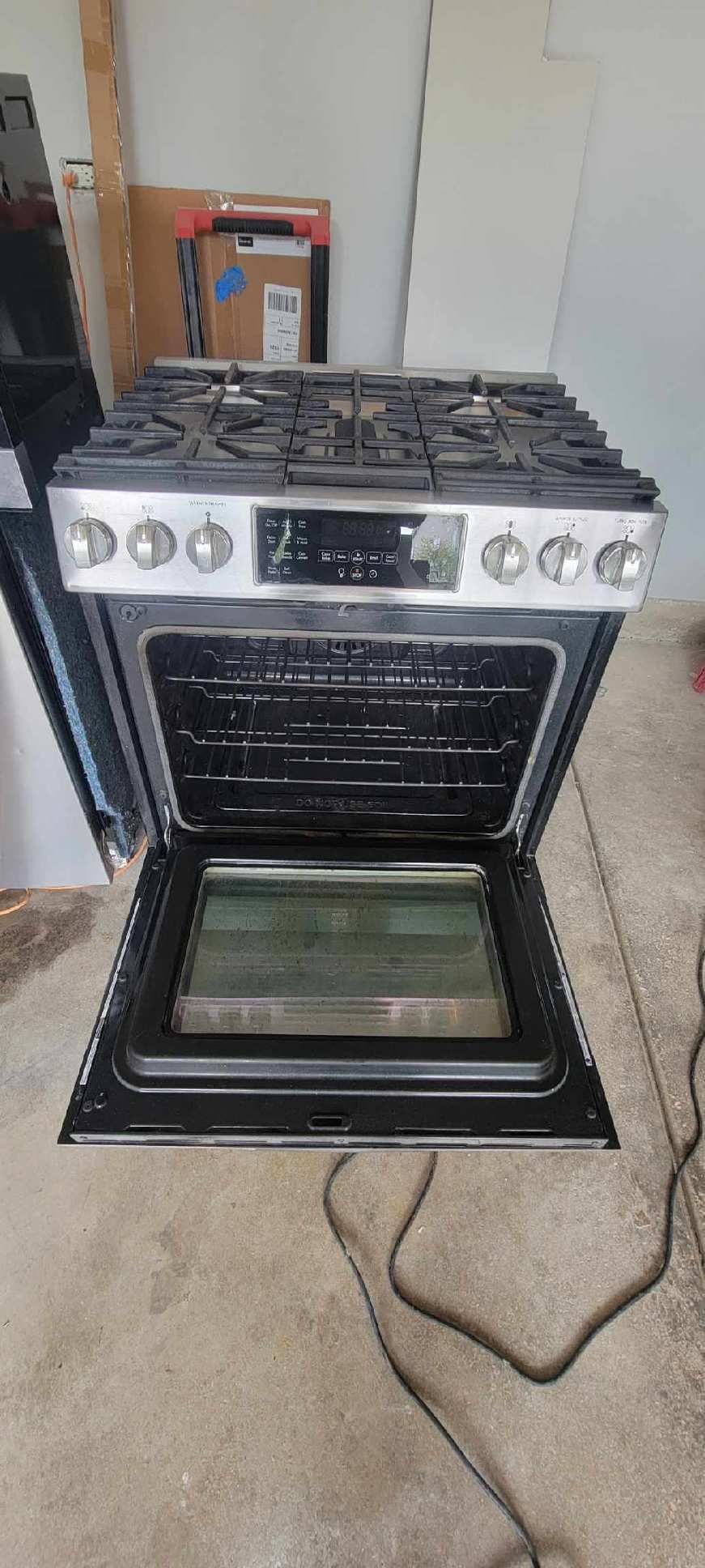 Kenmore Elite Gas Range – Great Condition