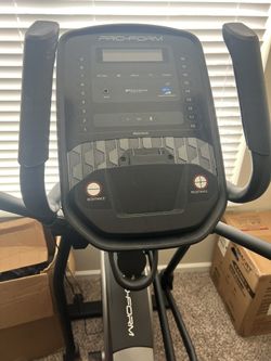 🏃♀️ ProForm Carbon EL Elliptical – Works Perfect – Smooth & Quiet