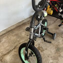 3 Bicycles 
