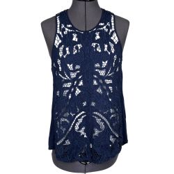 Akemi + Kin Anthropologie Crochet Overlay  Sleeveless Top Tank Scoop-Neck Navy Sz. S