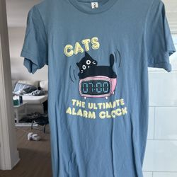 Blue Cat Graphic T-Shirt