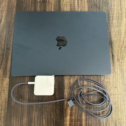 Apple Macbook Air 13” 2024 (M3, 8GB RAM, 256GB SSD) Midnight, Great Condition