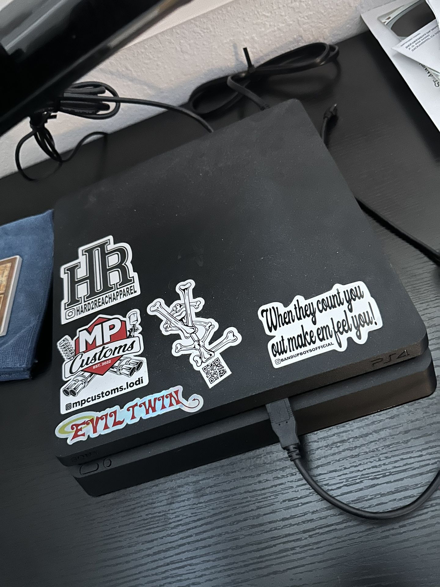 1 Tb PlayStation Slim