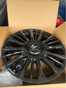 Black Lexani 20" 6 Bolt set of Rims