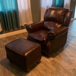 Brown Recliner Sofa With Ottoman  Free
