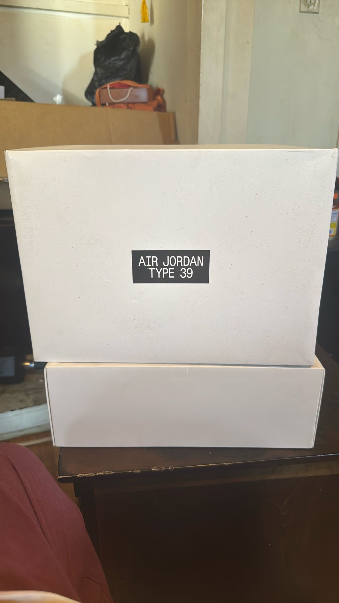 Air Jordan Type 39 Size 9.5 M