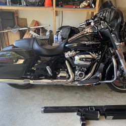 2017 Harley Davidson  Street Glide 