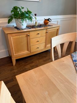 Vermont Maple Dining Room Set