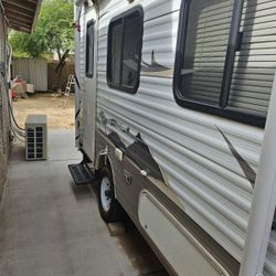 14” Travel Trailer 