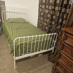 Ikea Bed Frame Twin With Matress 
