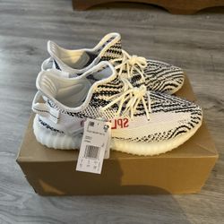 Yeezy Boost 350 Zebra