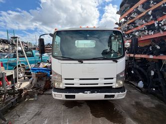Isuzu NPR spryer 2012