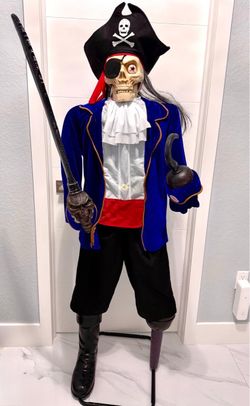 Life-Size Skeleton Pirate Halloween Decoration