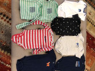 Lot of 8 onesies , short and long sleeve